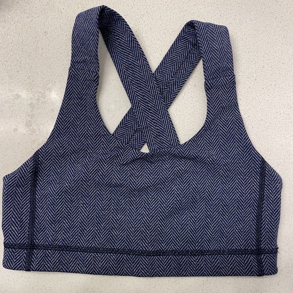 Lululemon Blue Cross Back Sports Bra - Size 8 (32"-34")